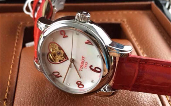 天梭机芯生锈了解决技巧盘点(图) 天梭机芯生锈了解决技巧盘点(图)