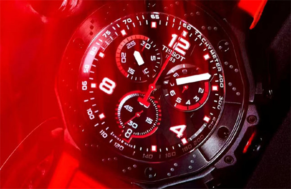 天梭腕表意外摔损?这份应急指南助你重焕光彩!(图) 天梭腕表意外摔损?这份应急指南助你重焕光彩!(图)